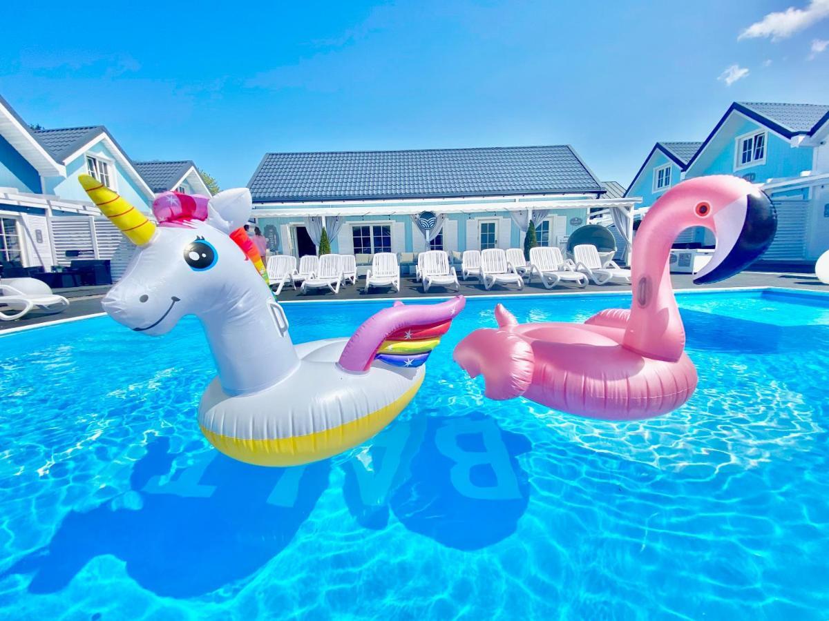 Domki Baltic Family Basen Kidsclub Rowery Mielno  Exteriör bild